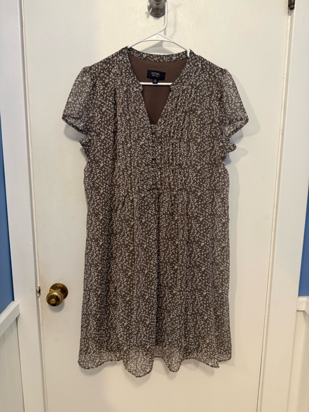 MSK Petite midi floral dress flowy sleeves EUC